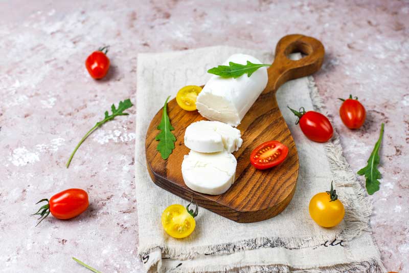 پنیر سفید چیست؟